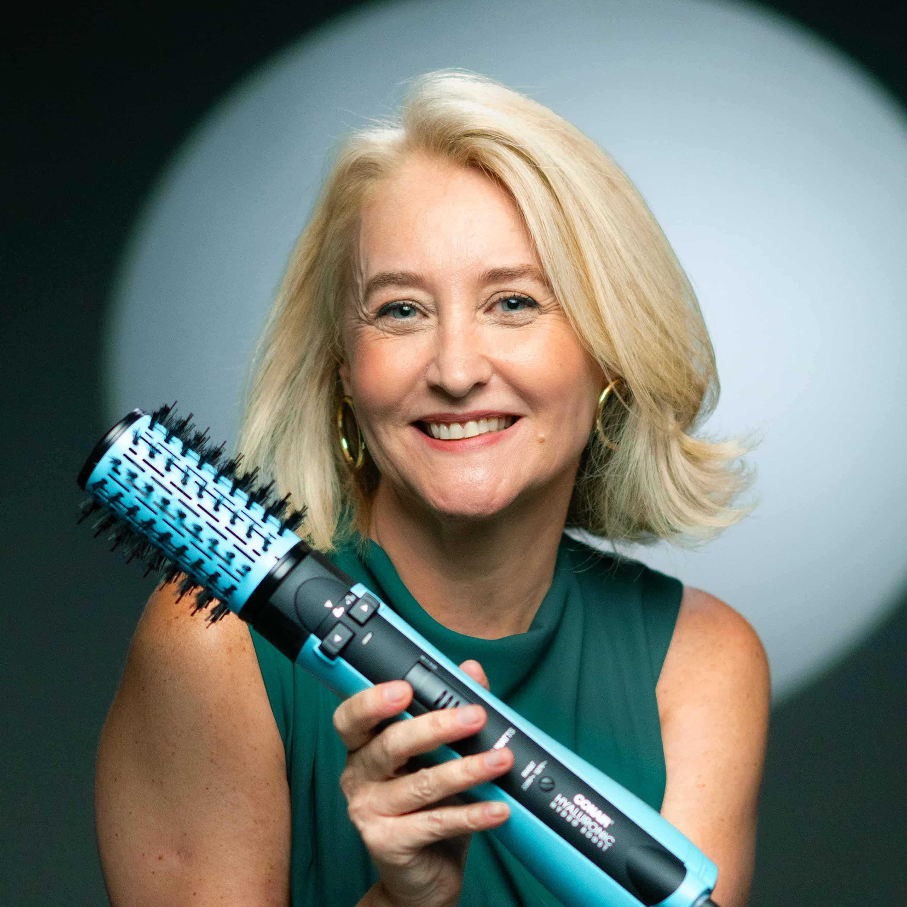 Escova Secadora Rotativa Rotating Hyaluronic Conair