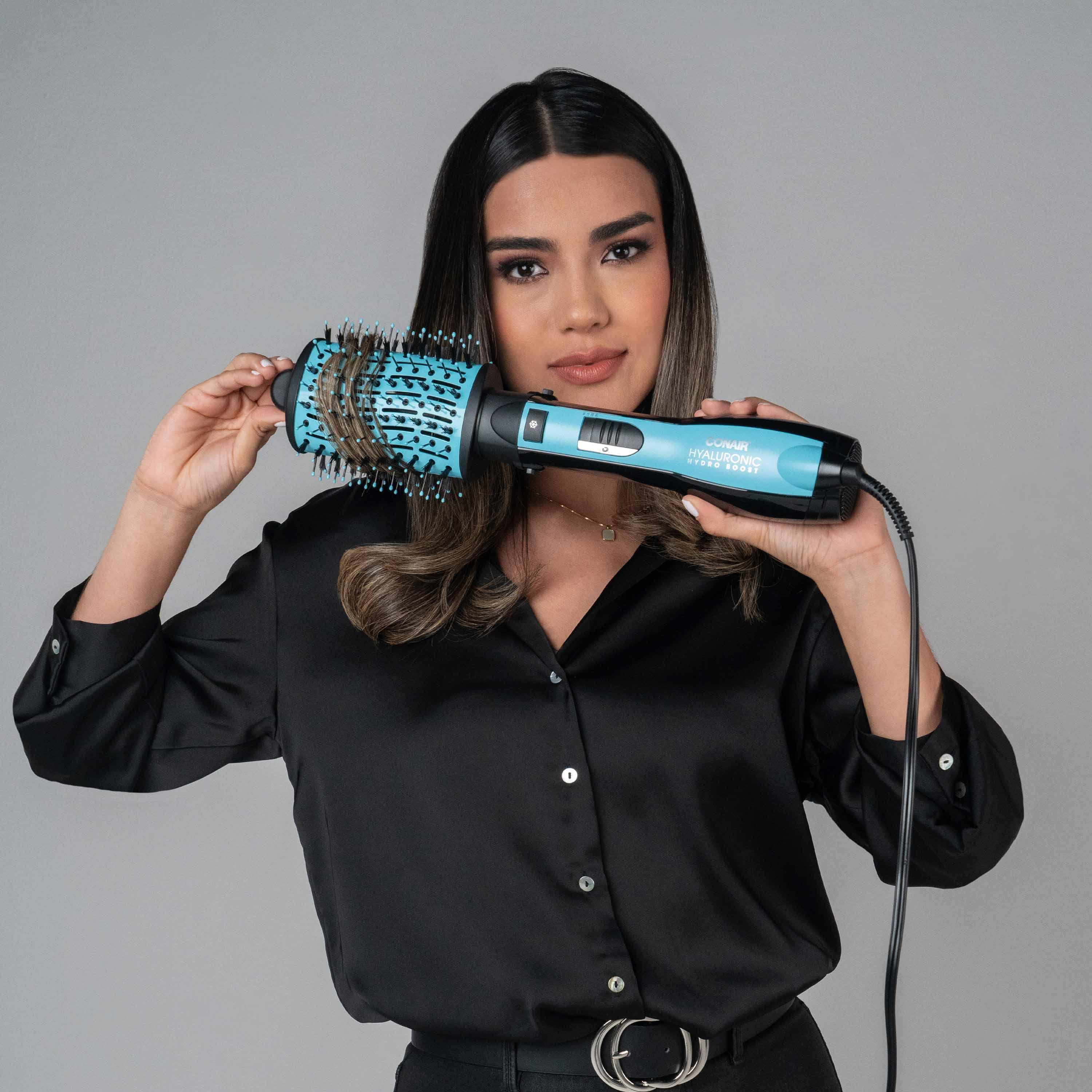 Escova Secadora e Modeladora Hyaluronic Conair