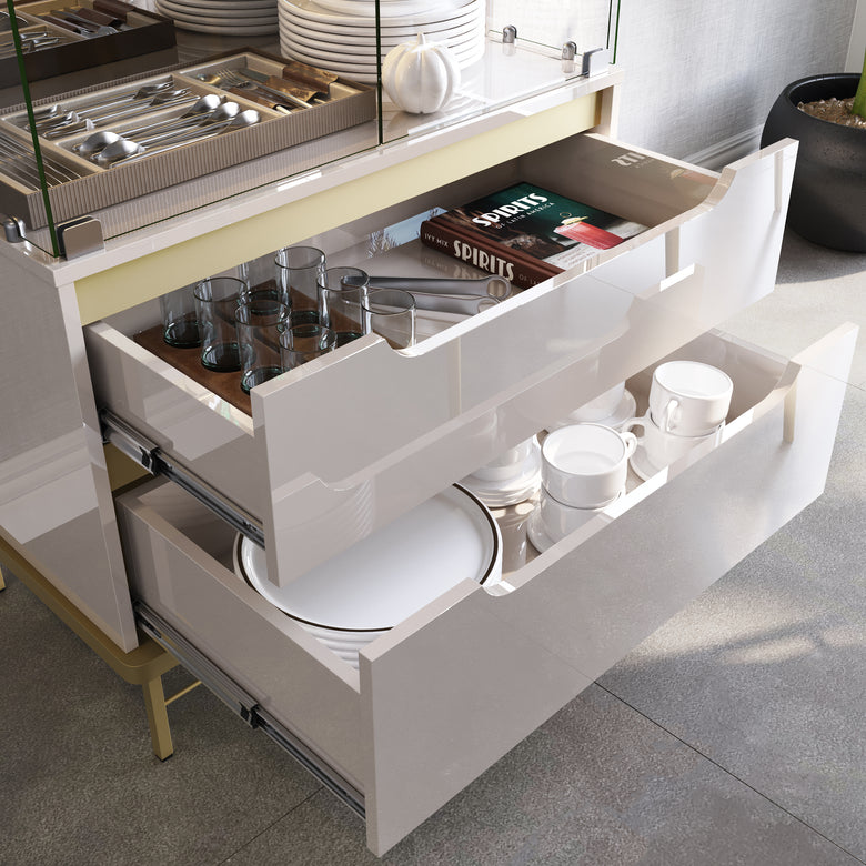 Cristaleira Adhalia Lukaliam com Portas de Vidro, LED e Prateleiras