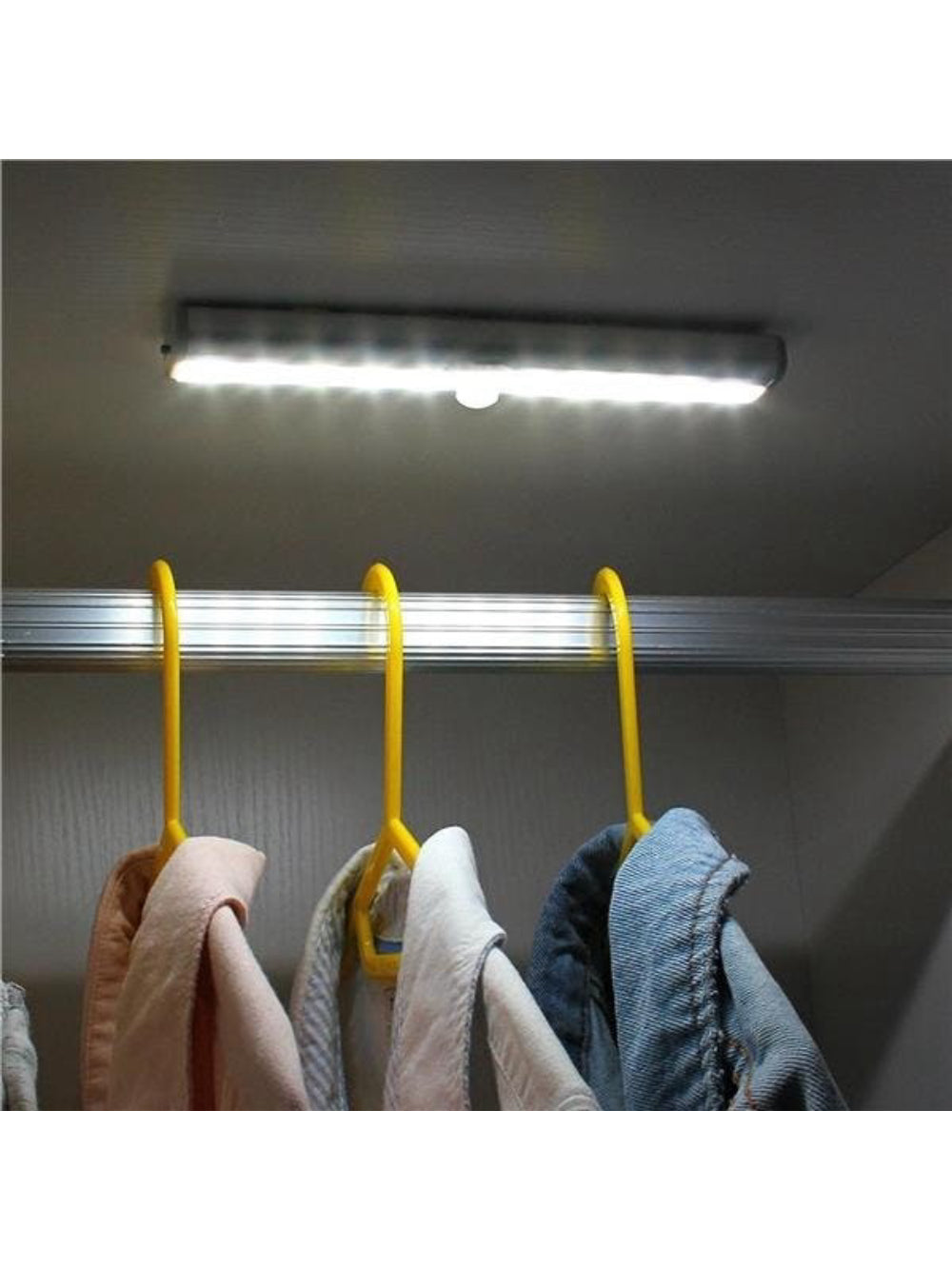 Luminaria Led De Movimento Com Sensor Motion Light
