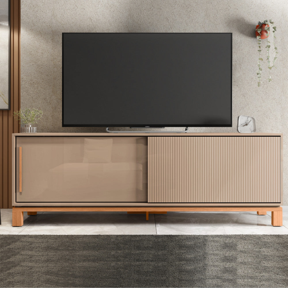 Rack para Tv até 65 Polegadas Portas com Textura Microrripada Pés Cavalete Mondrian 1.8